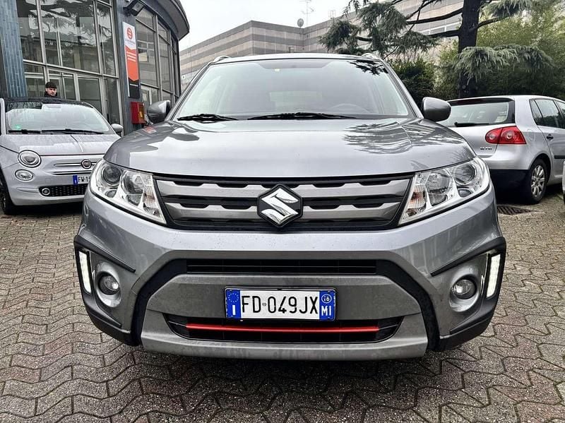 Usata Suzuki Vitara Cool 120 CV (88 kW) 2016 Grigio SUV