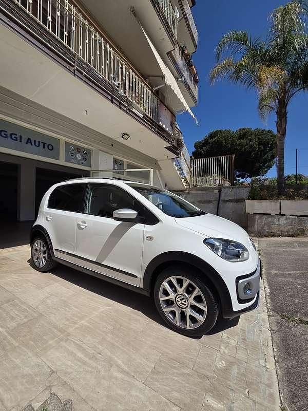 Usata VW up! 75 CV (55 kW) 2015 Utilitaria