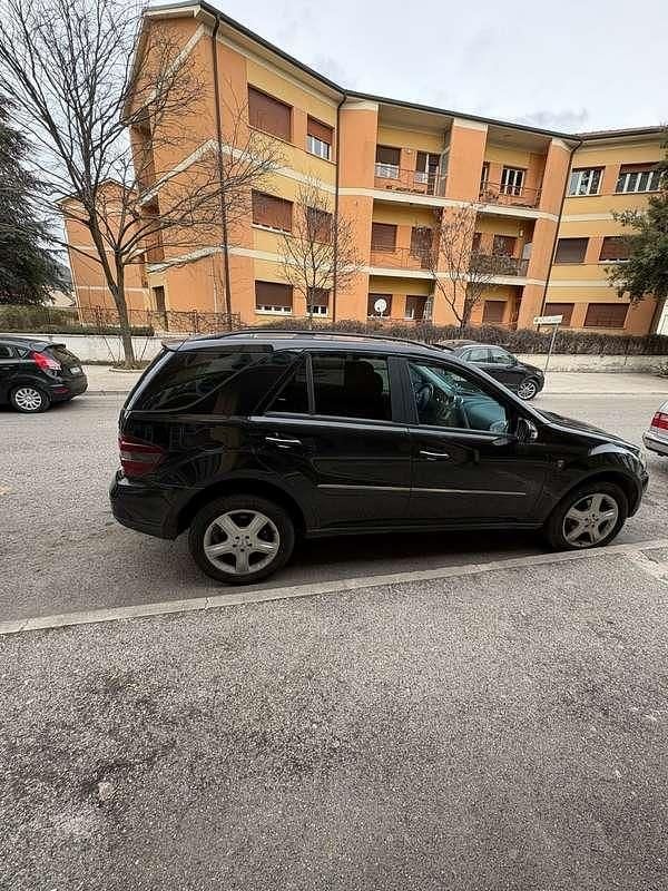 Usata Mercedes 320 224 CV (164 kW) 2006