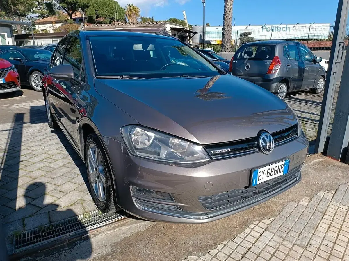 Usata VW Golf VII Trendline 110 CV (80 kW) 2015 Grigio Berlina
