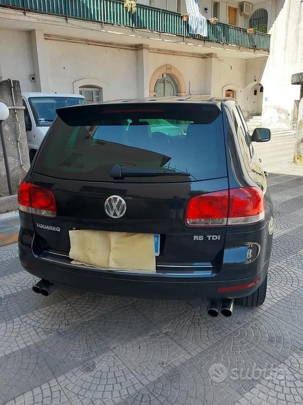 Usata VW Touareg 174 CV (127 kW) 2004 Nero SUV