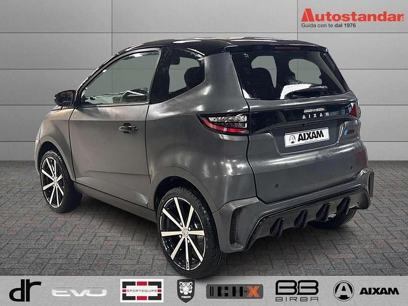 Nuova Aixam City Pack 2026 Grigio Berlina