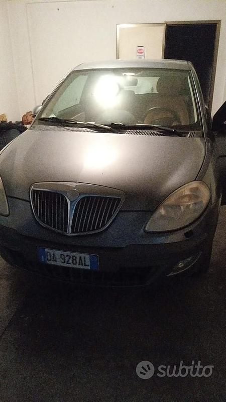 Usata Lancia Ypsilon 2006 Utilitaria