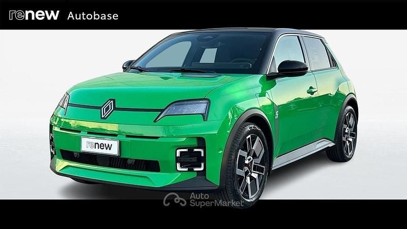 Nuova Renault 5 E-Tech Urban 89 kW (122 CV) 2026 Verde Berlina