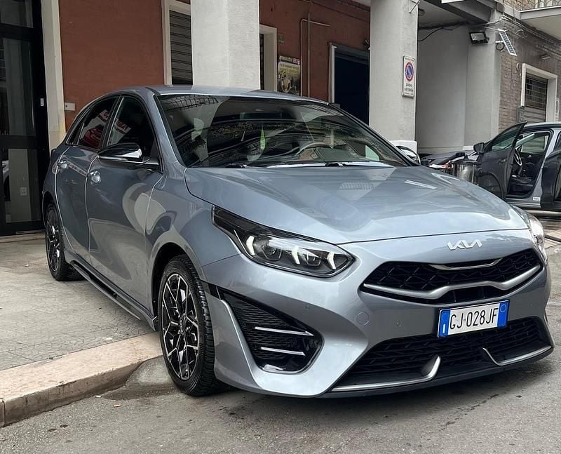 Usata Kia Ceed GT GT-Line 136 CV (100 kW) 2022 Blu Berlina