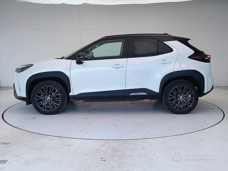 Usata Toyota Yaris Cross 92 CV (67 kW) 2023 Bianco SUV