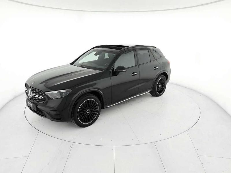 Usata Mercedes GLC300e AMG Line Premium Plus 333 CV (244 kW) 2023 Nero SUV