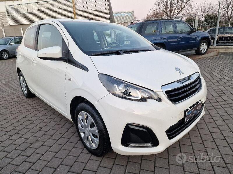 Usato 2014 Peugeot 108 1.0 Benzin 69 CV (8.200 €)