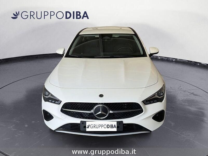 Gebraucht Mercedes CLA180 Advanced 115 PS (84 kW) 2025 Weiß Limousine