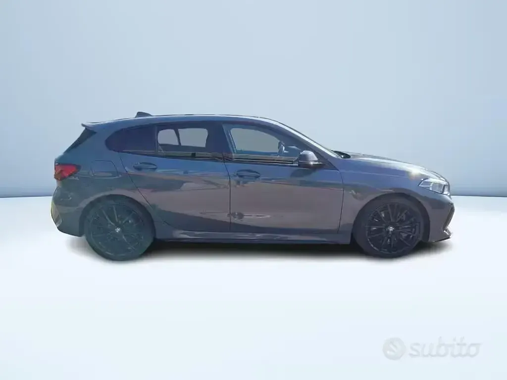 Usata BMW M135 306 CV (225 kW) 2022 Grigio Utilitaria