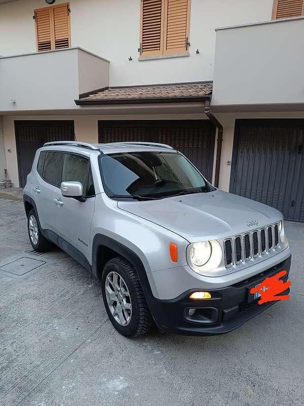 Usata Jeep Renegade Limited 140 CV (102 kW) 2015 SUV