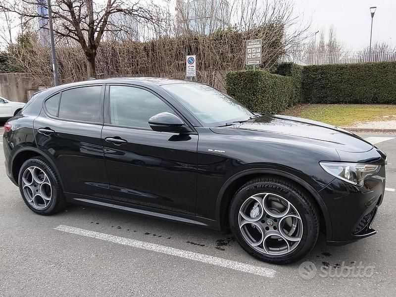 Usata Alfa Romeo Stelvio Super 190 CV (139 kW) 2020 Nero SUV