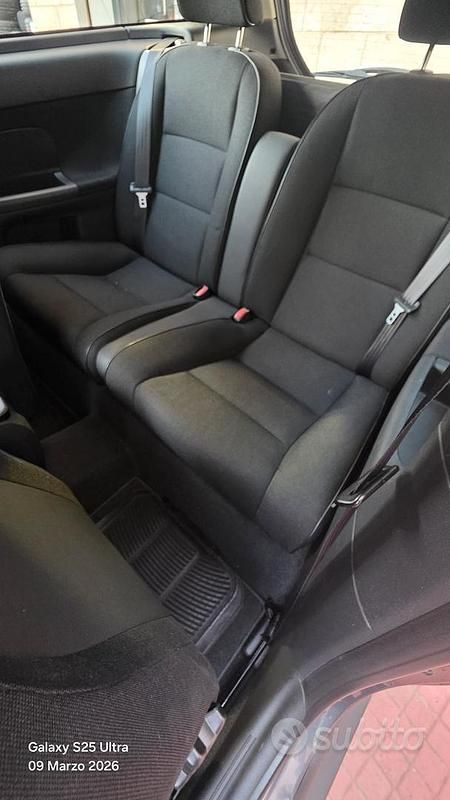 Usata Volvo C30 R-Design 109 CV (80 kW) 2010 Grigio Utilitaria