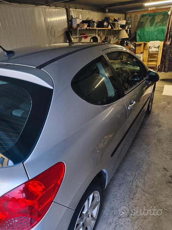 Usata Peugeot 207 70 CV (51 kW) 2006 Berlina