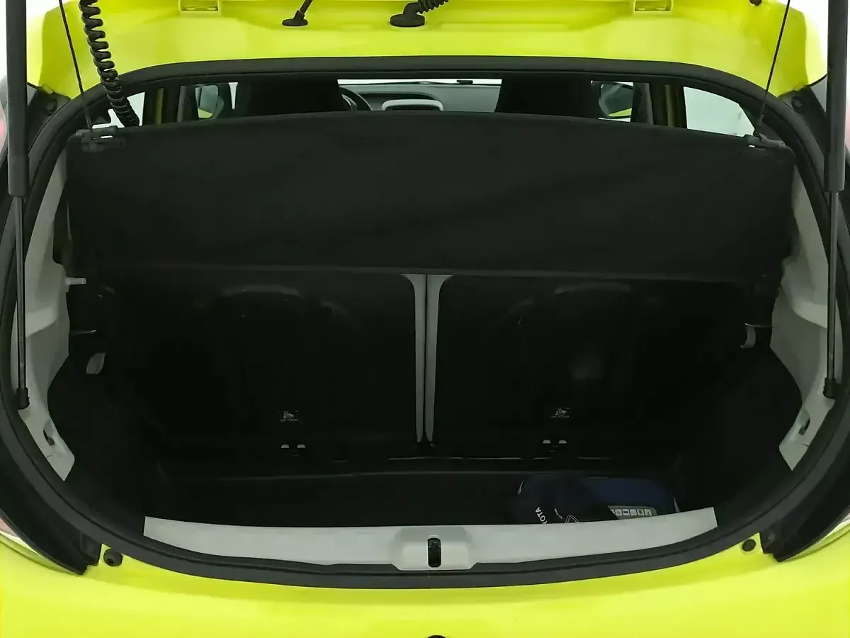 Usata Toyota Aygo Cool 69 CV (50 kW) 2017 Giallo/orogiallo/oro Utilitaria