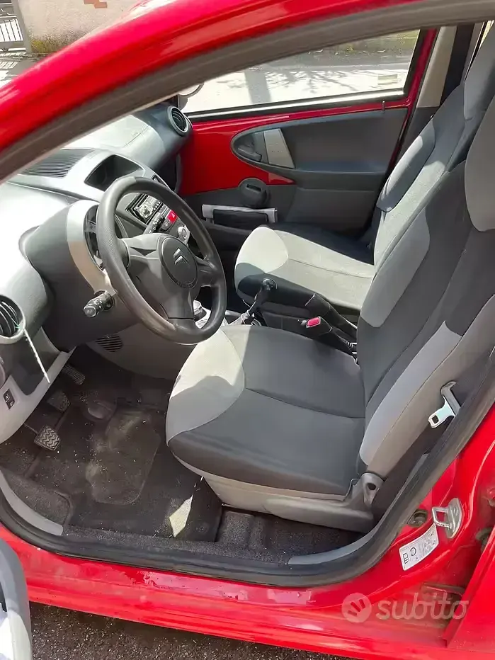 Usata Citroën C1 68 CV (50 kW) 2012 Rosso Utilitaria