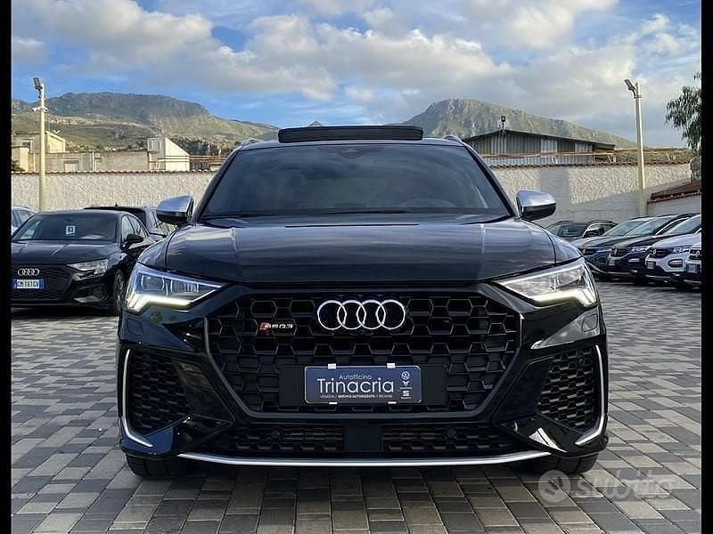 Usata Audi RS Q3 Ambiente 400 CV (294 kW) 2022 Nero SUV