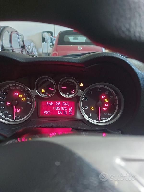 Usata Alfa Romeo MiTo 79 CV (58 kW) 2010 Nero Utilitaria