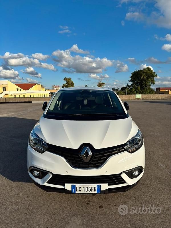 Usata Renault Scénic IV 120 CV (88 kW) 2019 Bianco Monovolume