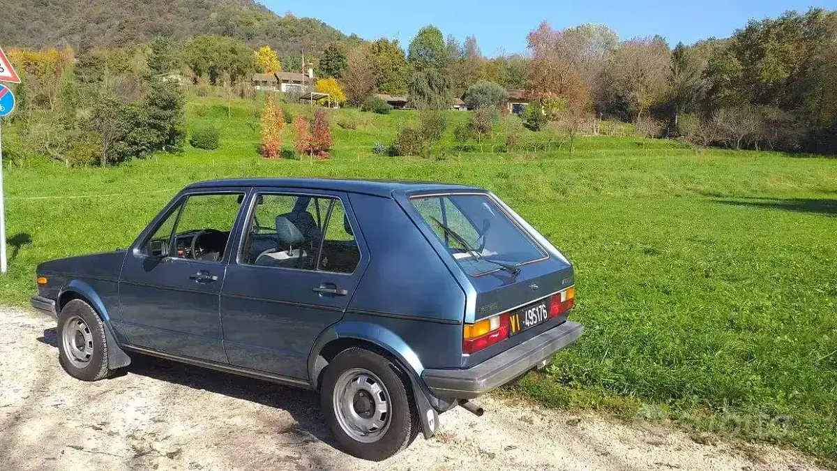 Usata VW Golf I 50 CV (36 kW) 1981 Bluazzurro Utilitaria