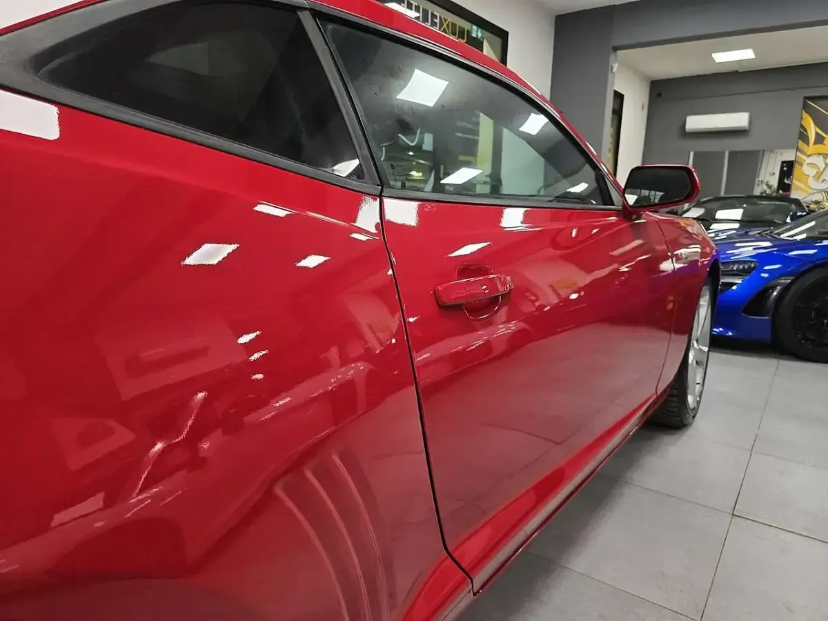 Usata Chevrolet Camaro SS 405 CV (297 kW) 2013 Colorado red Coupé