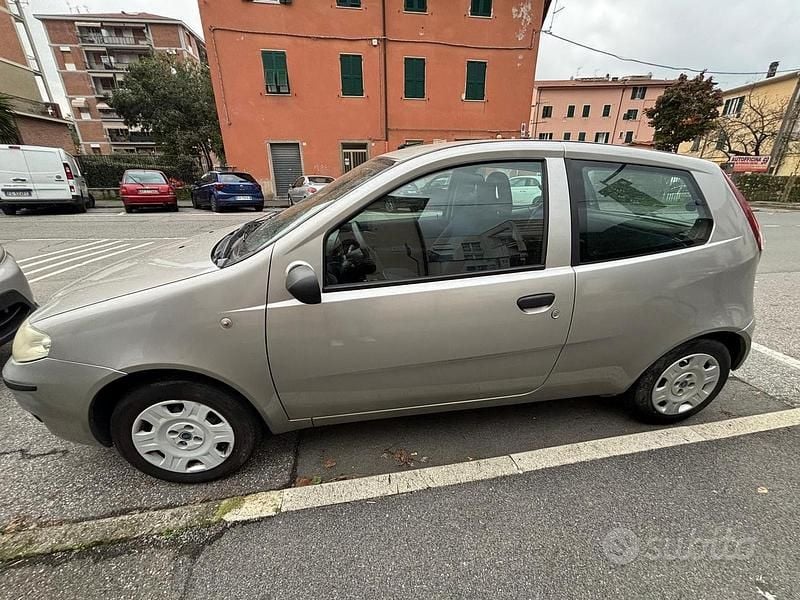 Usata Fiat Punto 2003 Grigio Utilitaria