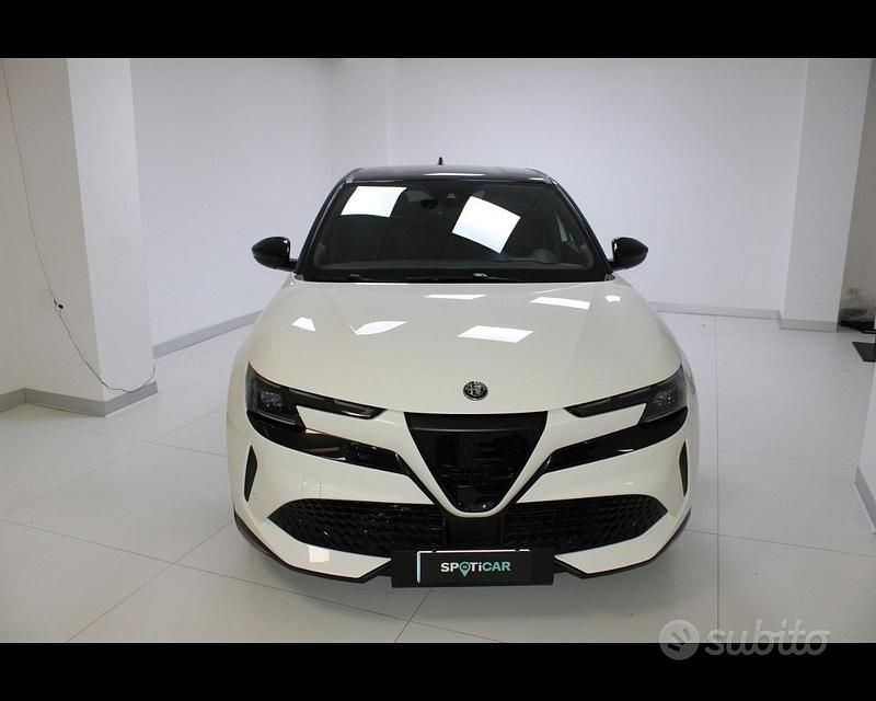 Usata Alfa Romeo GT Junior Veloce 205 kW (280 CV) 2024 Bianco Station wagon