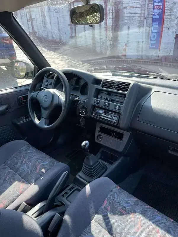 Usata Toyota RAV4 129 CV (94 kW) 1999 Verde SUV