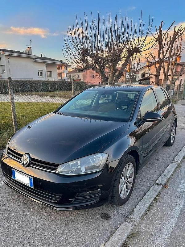 Usata VW Golf VII 110 CV (80 kW) 2017 Nero Berlina
