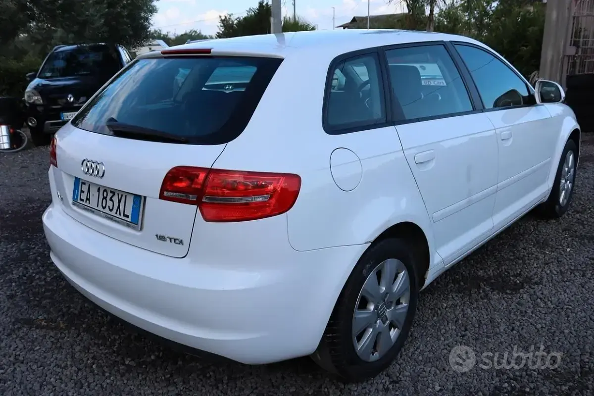 Usata Audi A3 Ambition 90 CV (66 kW) 2010 Grigio Utilitaria