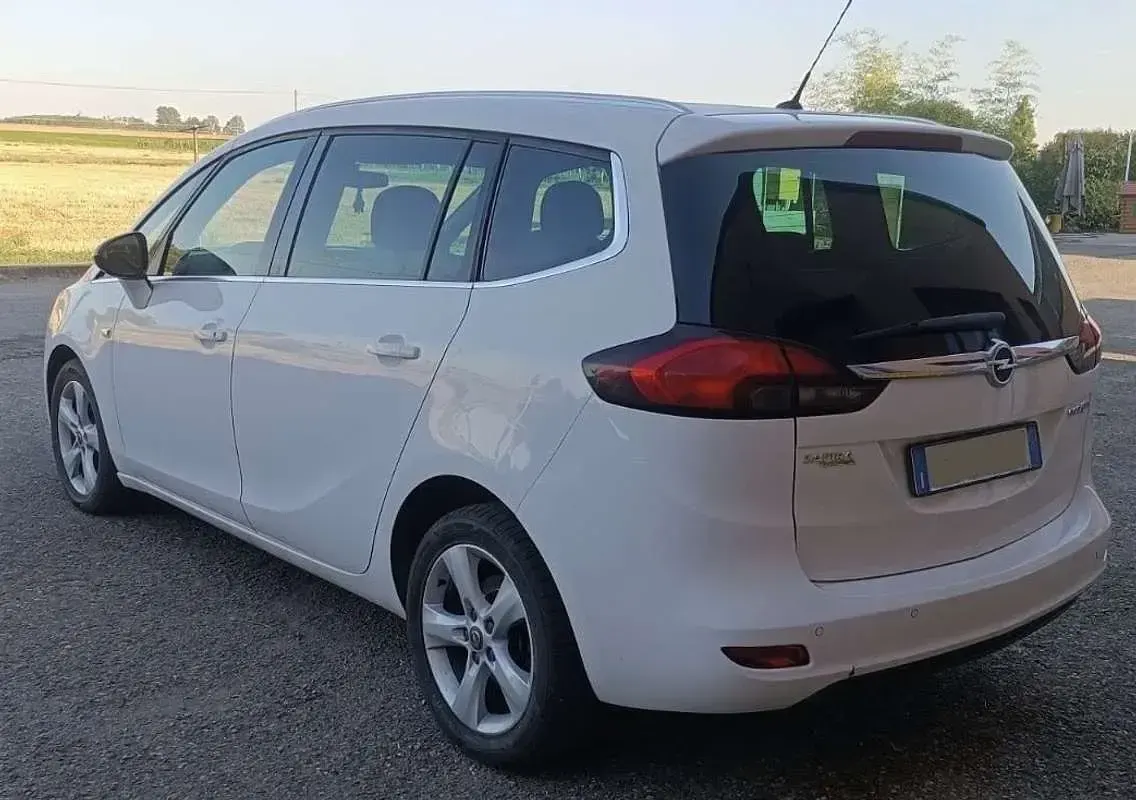 Usata Opel Zafira Tourer Cosmo 150 CV (110 kW) 2012 Monovolume