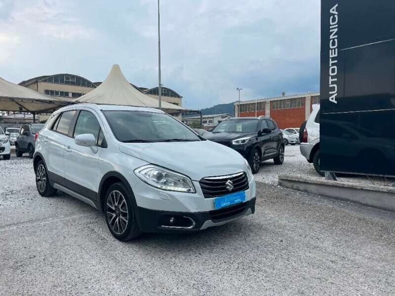 Bianco Usata 2016 Suzuki SX4 S-Cross Cool SUV | 13.500 € (Molto cara) - Immagine 1/4