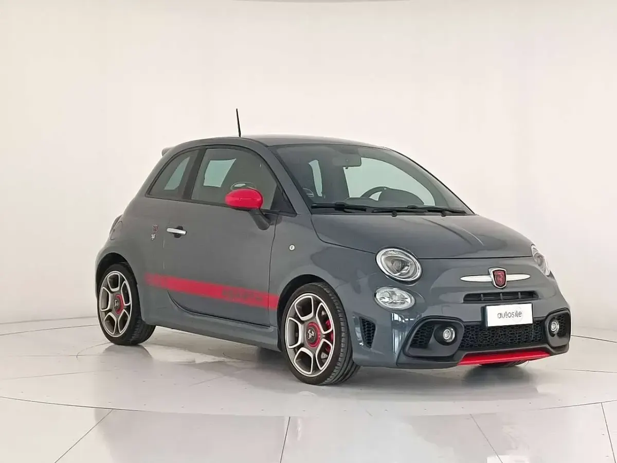 Usata Abarth 595 144 CV (105 kW) 2016 Grigio pista Berlina