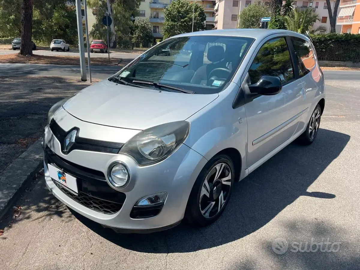 Usata Renault Twingo 75 CV (55 kW) 2012 Grigio Utilitaria