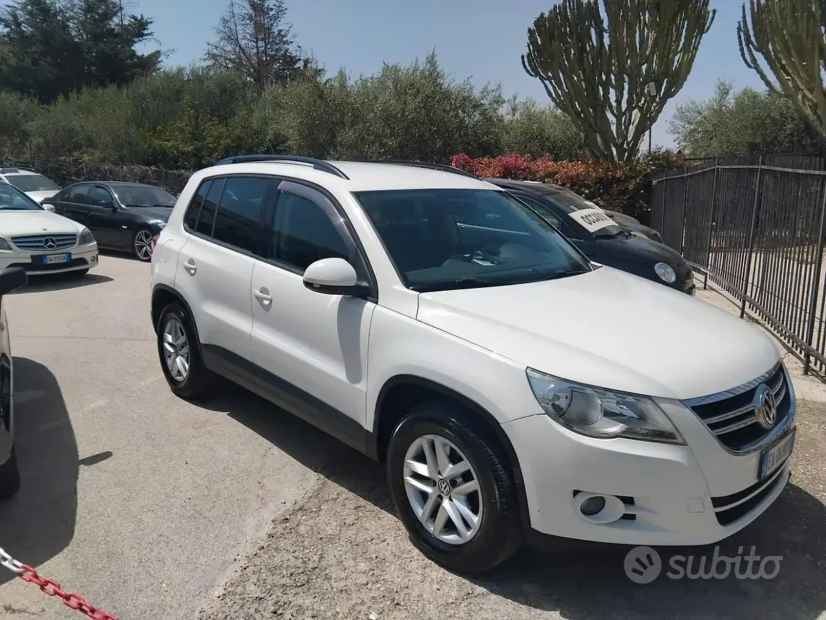 Usata VW Tiguan Trendline 140 CV (102 kW) 2010 Bianco SUV