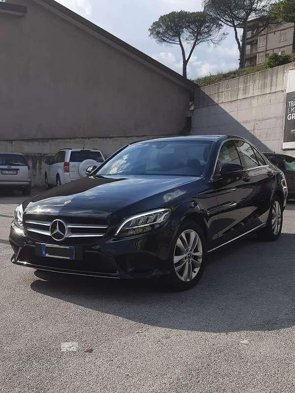 Usata Mercedes C180 116 CV (85 kW) 2019 Berlina