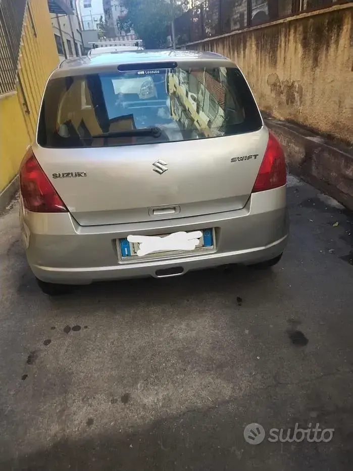 Usata Suzuki Swift 68 CV (50 kW) 2007 Grigio Utilitaria