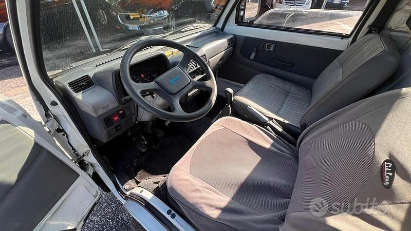 Usata Piaggio Porter 65 CV (47 kW) 2005 Bianco