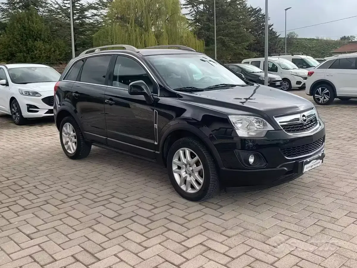 Usata Opel Antara Cosmo 163 CV (119 kW) 2013 Nero SUV