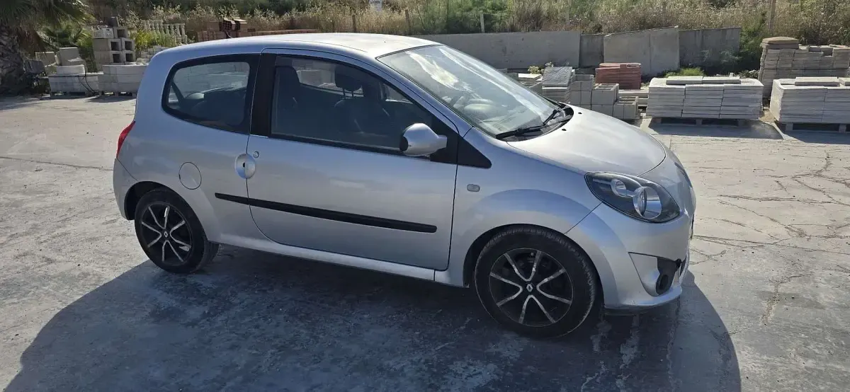 Usata Renault Twingo Dynamique 58 CV (42 kW) 2009 Utilitaria