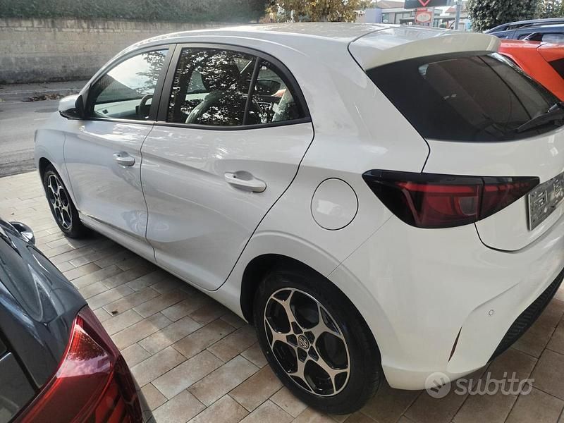 Usata MG MG3 Luxury 116 CV (85 kW) 2025 Bianco Utilitaria