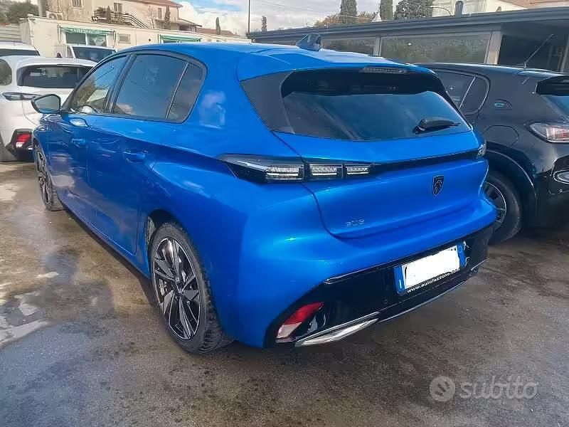 Usata Peugeot 308 Allure 131 CV (96 kW) 2022 Blu Berlina