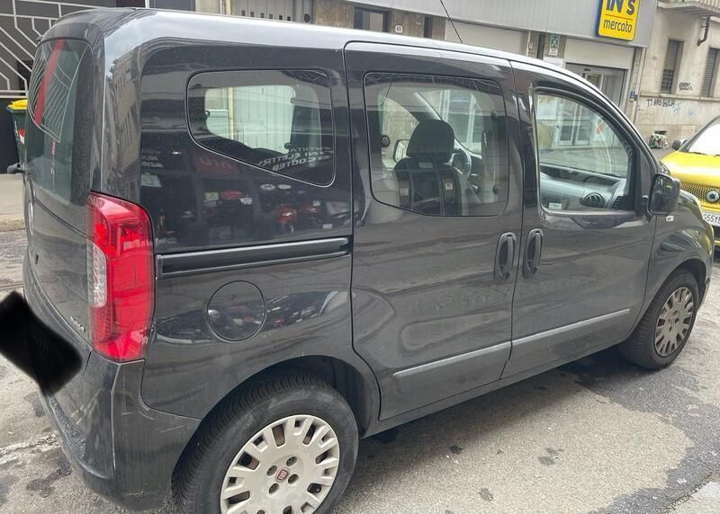 Usata Fiat Qubo Dynamic 75 CV (55 kW) 2015 Nero Monovolume