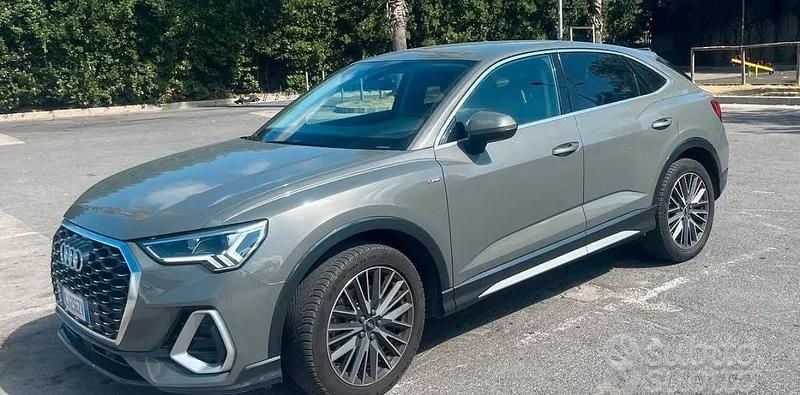 Usata Audi Q3 Sportback S-Line 150 CV (110 kW) 2022 Grigio SUV