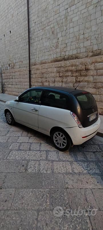 Usata Lancia Ypsilon 77 CV (56 kW) 2009 Utilitaria