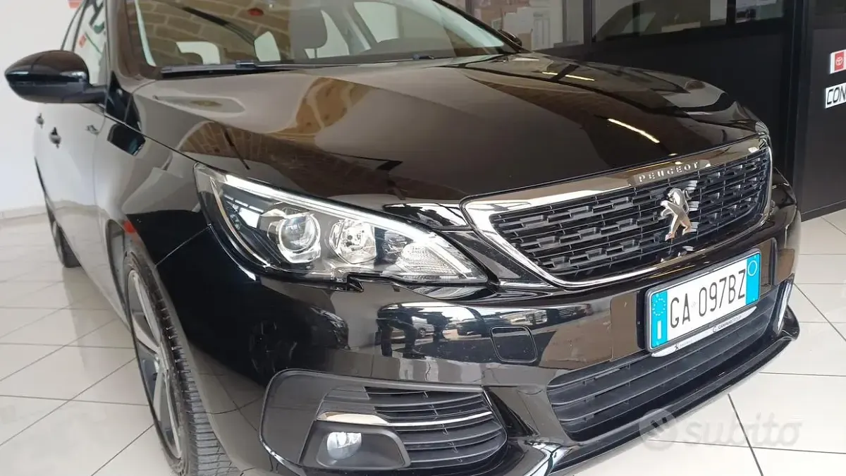 Begagnad Peugeot 308 S 102 HK (75 kW) 2020 Svart Kombi