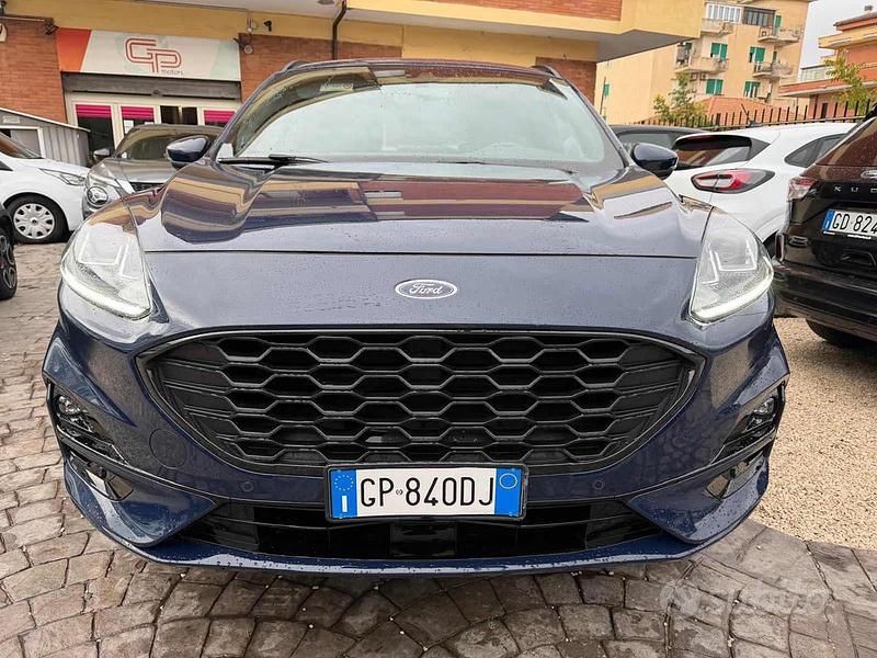 Usata Ford Kuga ST-Line 225 CV (165 kW) 2023 Blu SUV