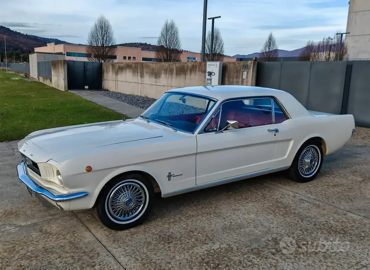 Usata Ford Mustang 120 CV (88 kW) 1960 Bianco Coupé