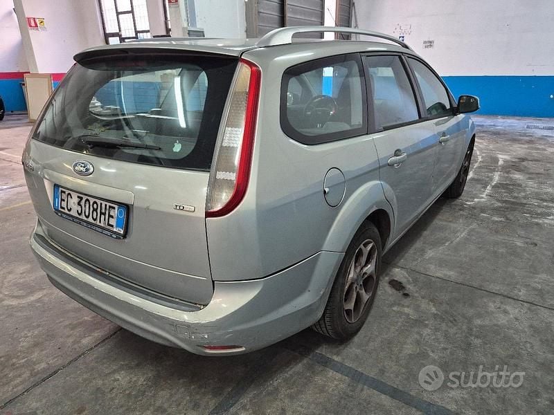 Usata Ford Focus 90 CV (66 kW) 2010 Station wagon