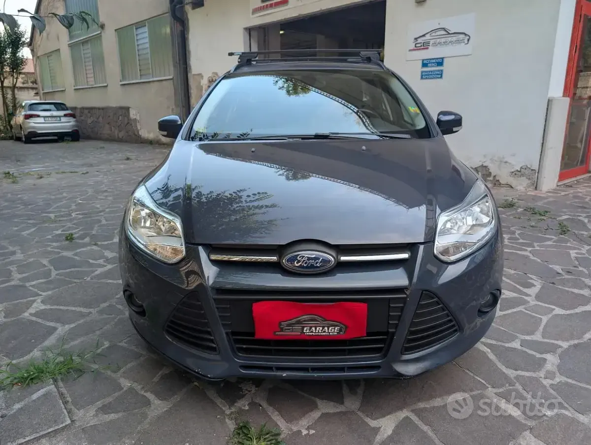 Usata Ford Focus Titanium 95 CV (69 kW) 2013 Grigio Station wagon